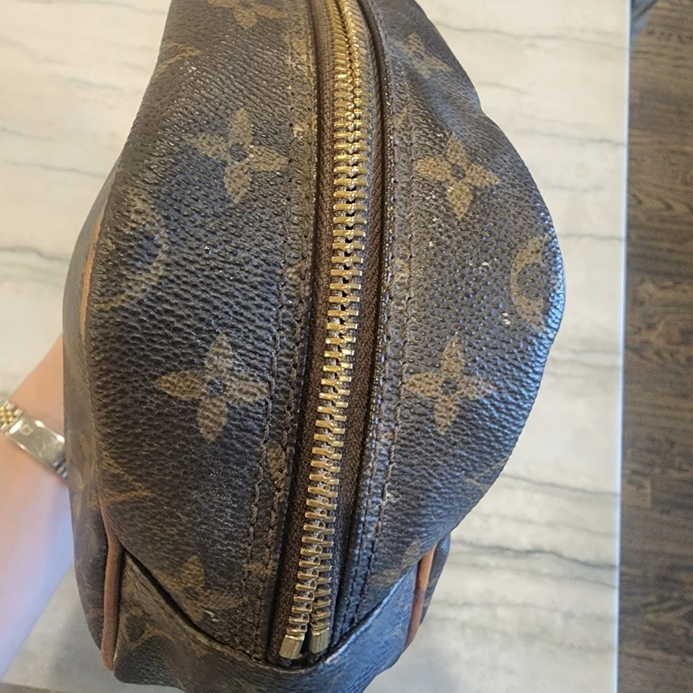 Louis vuitton toiletry bag 25 - Picture 11 of 13